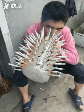 001giphy.gif