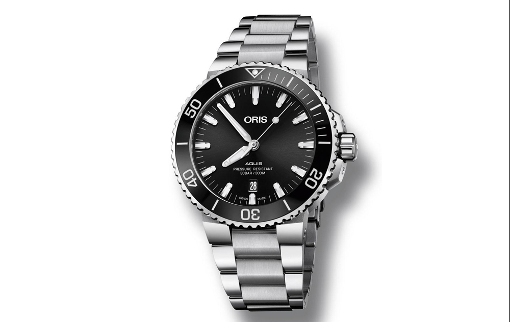 01-733-7730-4134-07-8-24-05PEB---Oris-Aquis-Date_HighRes_7522.jpg