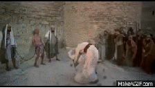 142230161GYdGwno.gif