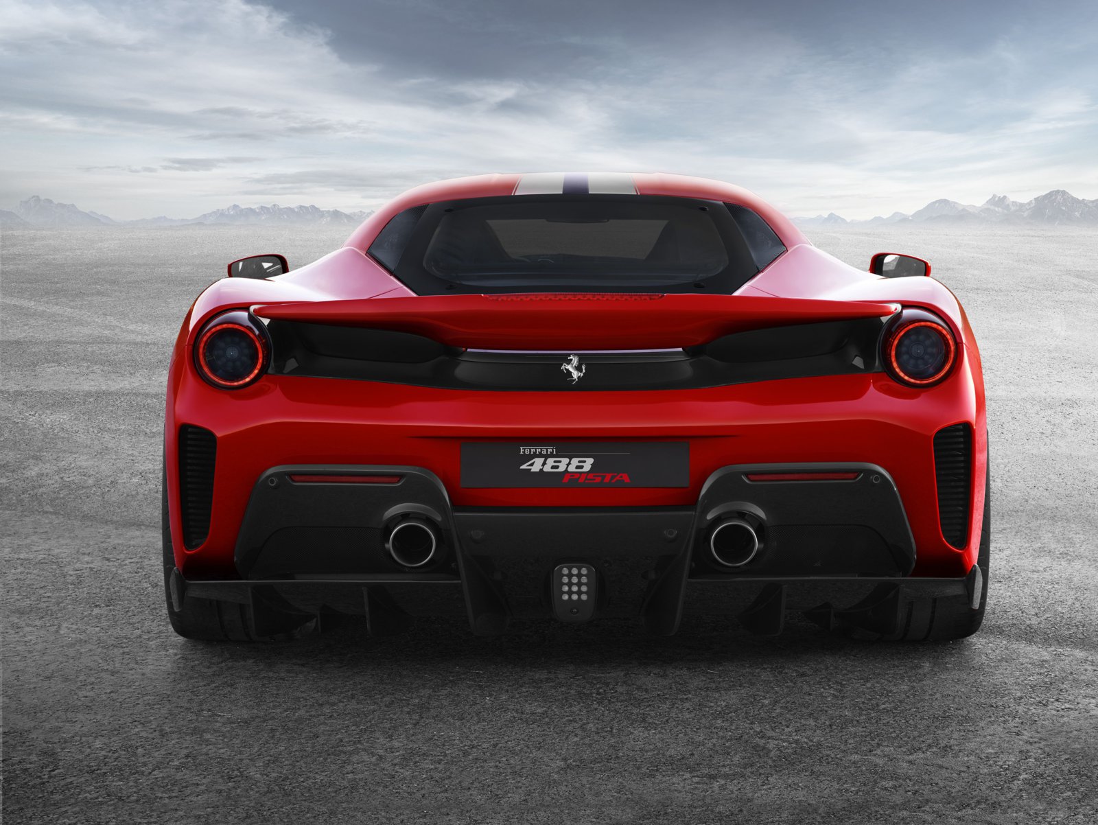 180063-car-488-pista-1519222932.jpg