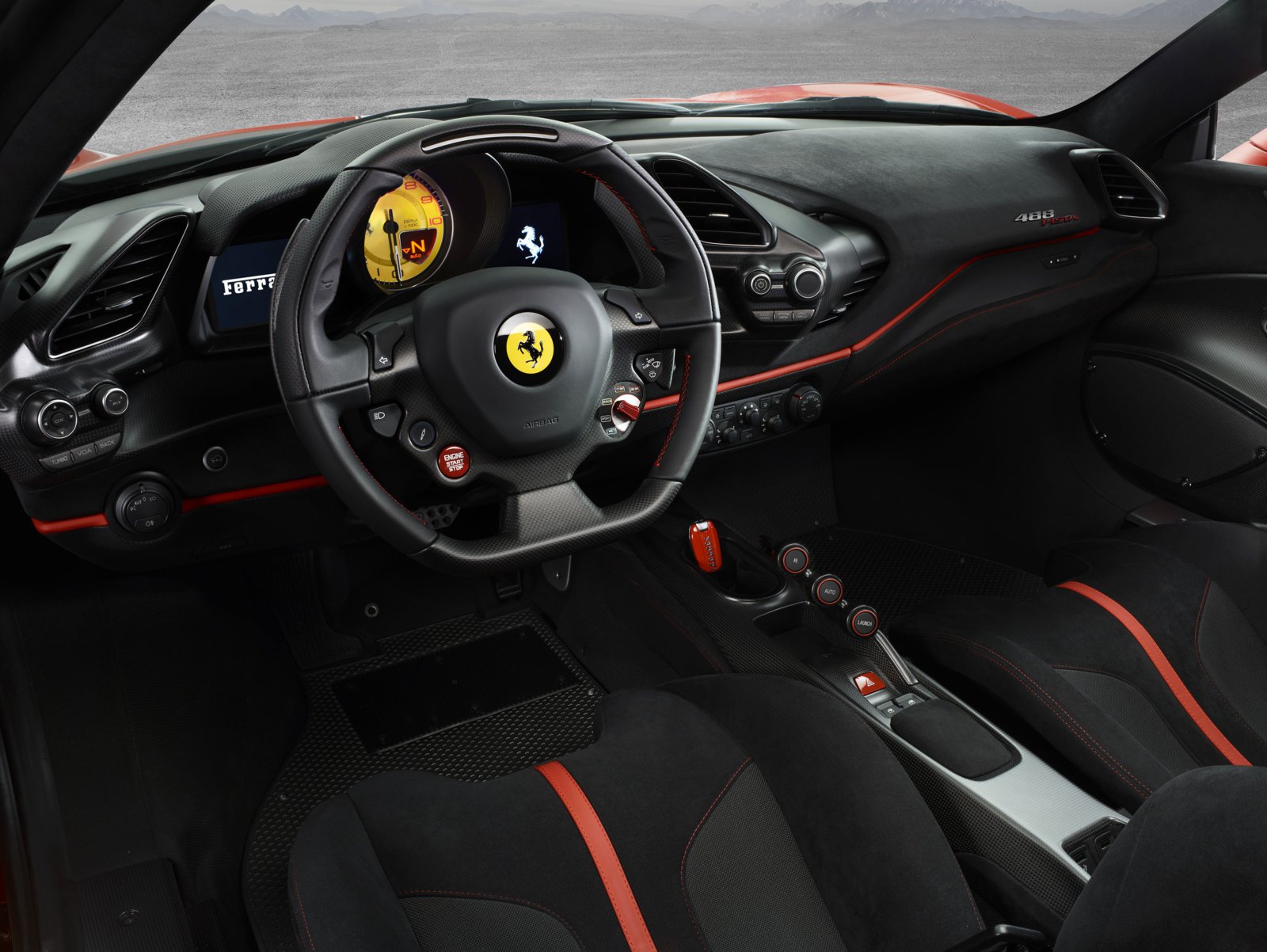 180065-car-488-pista-1519222908.jpg