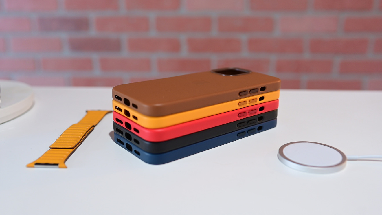 38764-74012-Apple-Leather-cases-with-Metal-Buttons-xl.jpg
