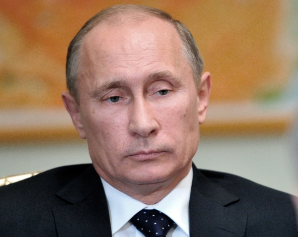 6C8276302-130715-putin-hmed-423p.jpg