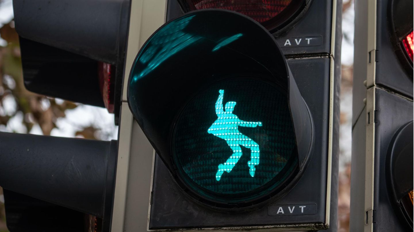 ampelmaennchen---elvis-friedberg-gruen.jpg