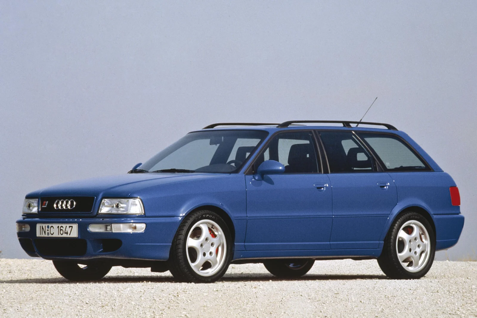 Audi-RS2-Avant-106100343.webp