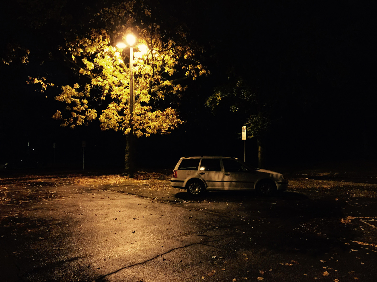 Auto VW Parkplatz radio NRW_kl.jpg