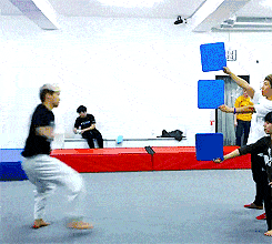 aWZw4N4_460sa_v1.gif