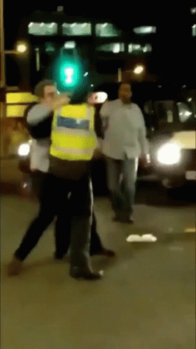 BE188E06-0BB5-4E88-976B-793E4CB3C435.gif