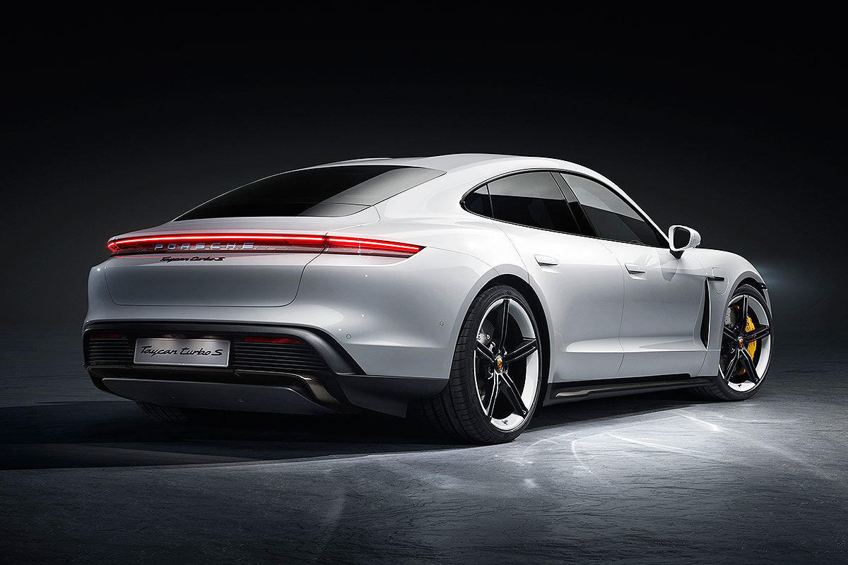 Bildergalerie-Porsche-Taycan-2019-1200x800-96307ae7810d12aa.jpg