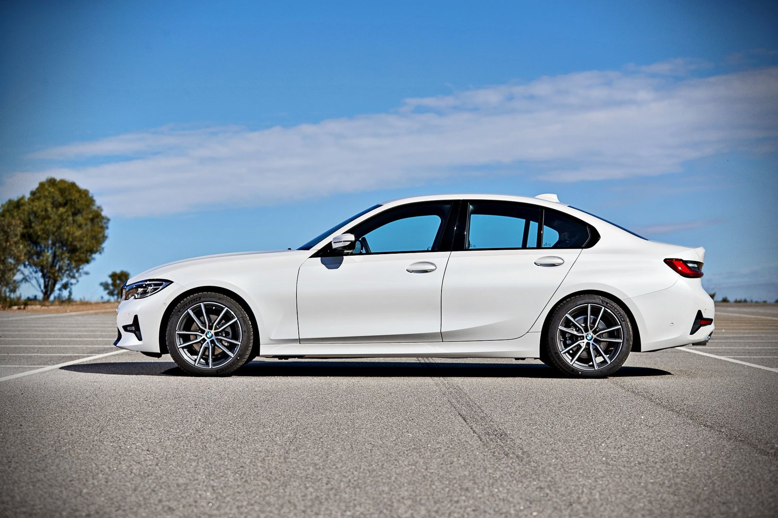 BMW-2019-08-G20-Test.jpg