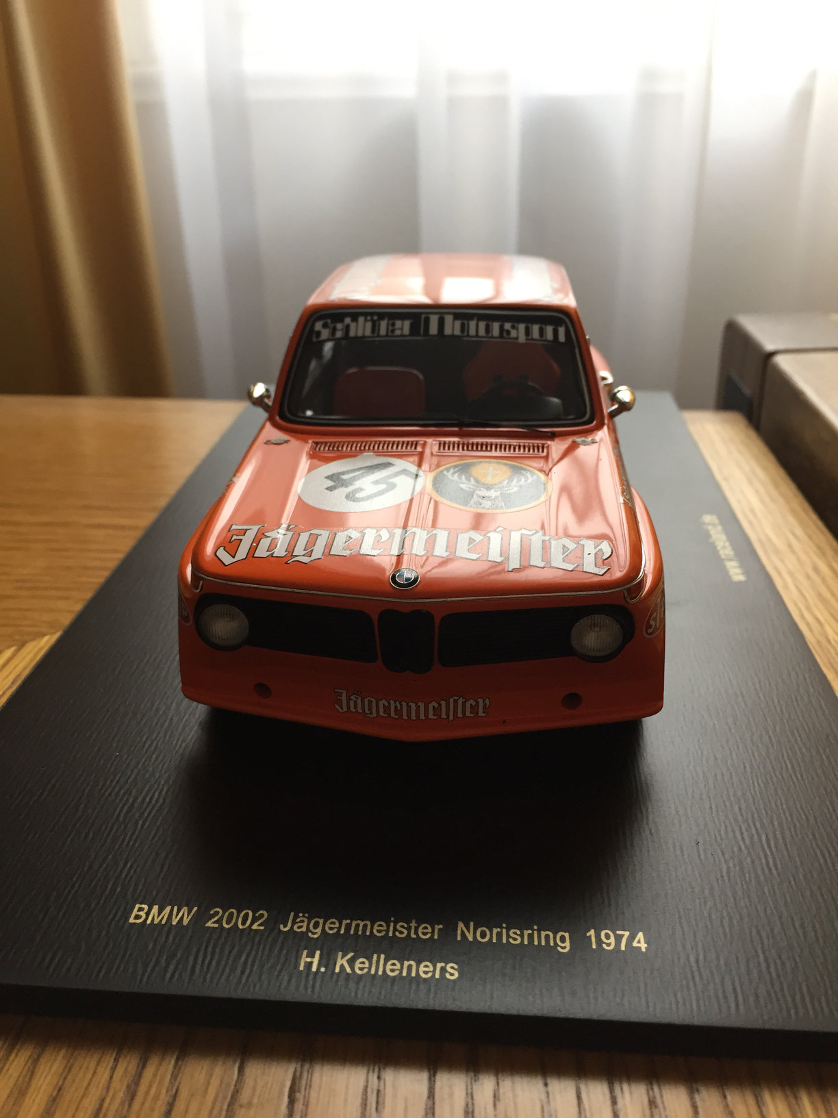bmw1.jpg