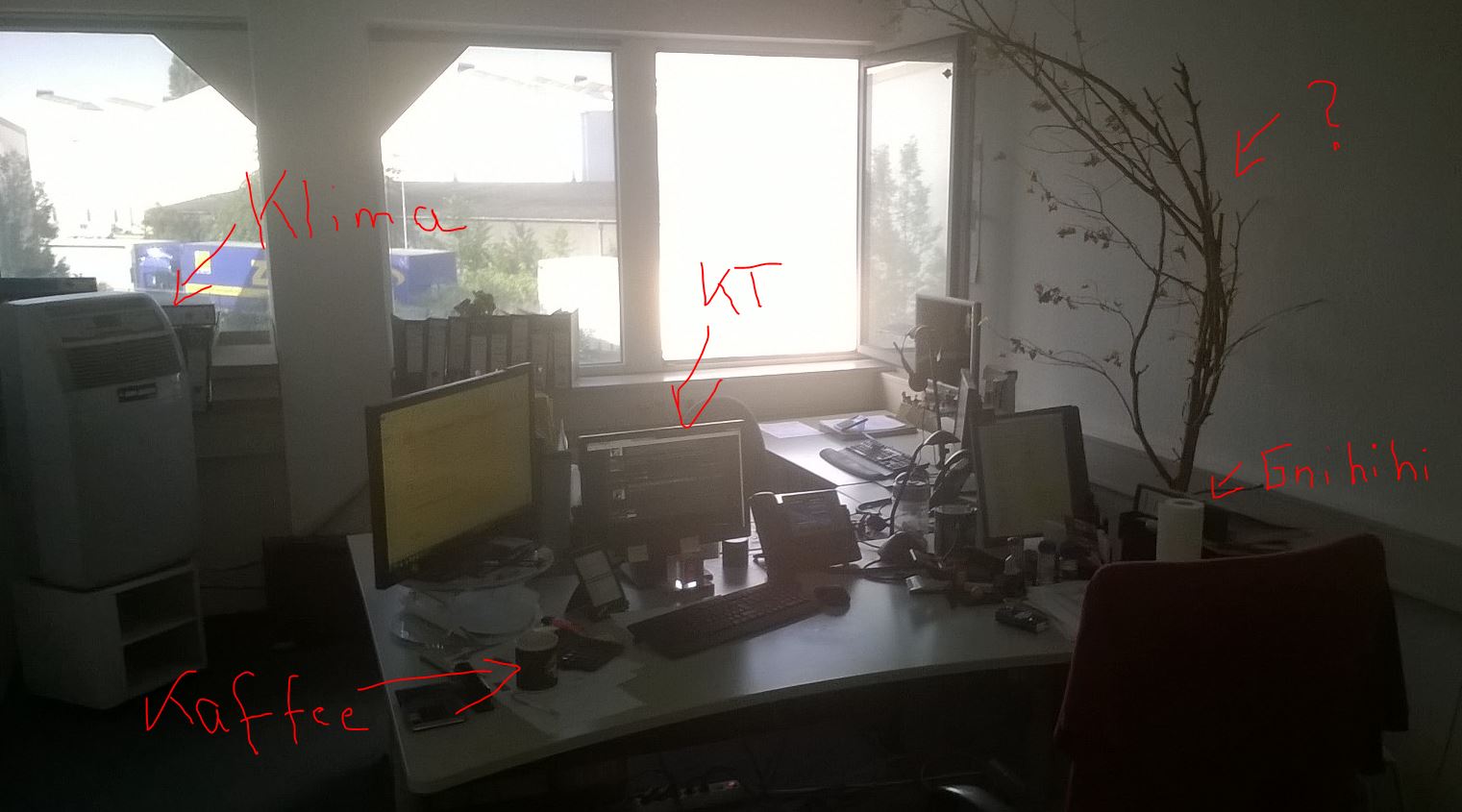 Büro2.JPG