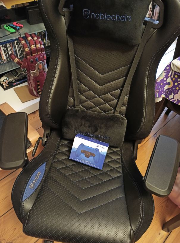 chair.JPG