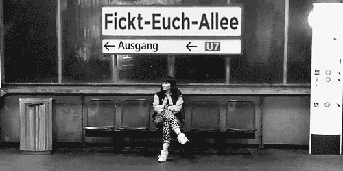 D41899F3-854E-4ED3-84E5-2825B81AAA4A.gif