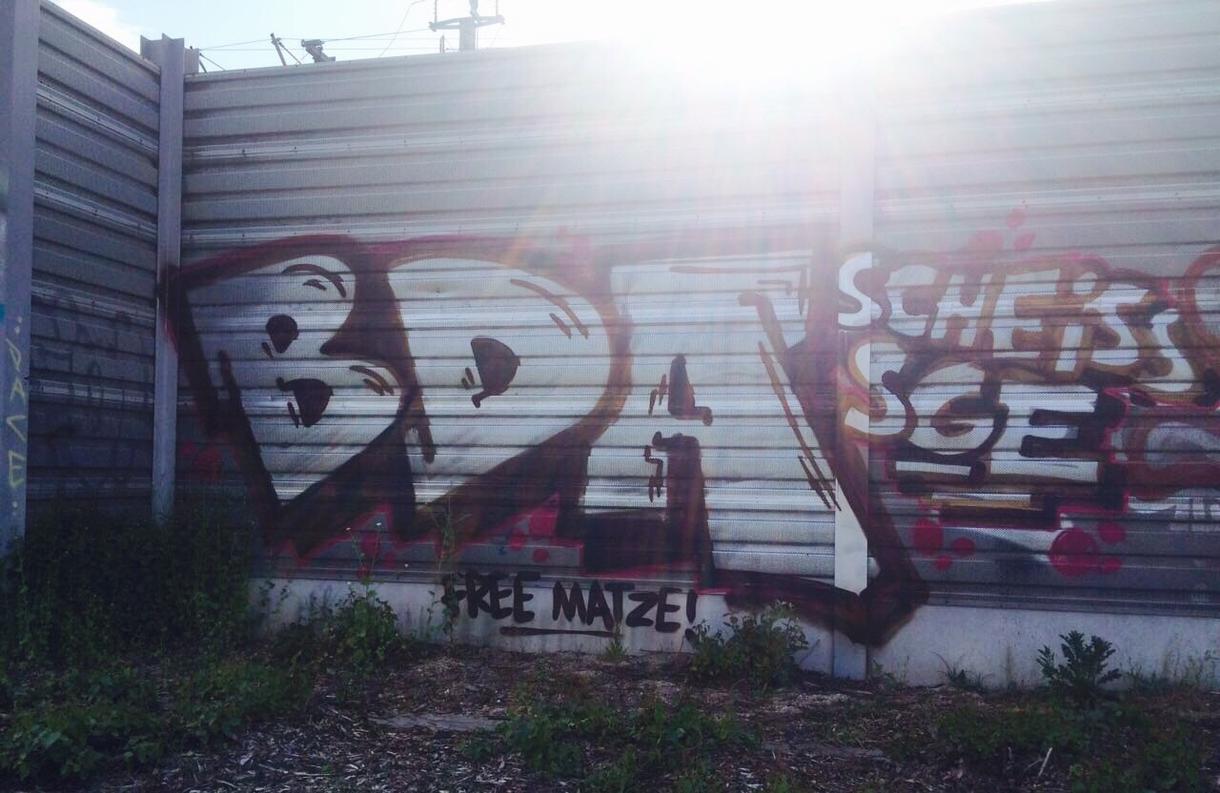 die-graffiti-provokation-der-nrnberger-ultras-in-ffm-body-image-1463668844.jpg