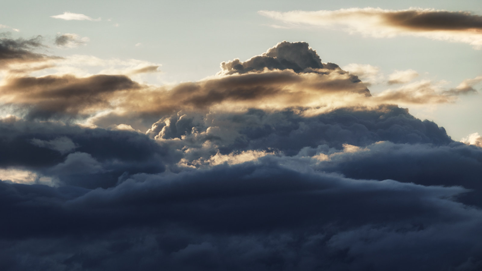 DSC01025-Edit.jpg