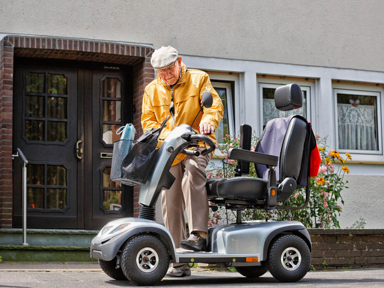 elektro-scooter-senioren-4x3-1600w.jpg