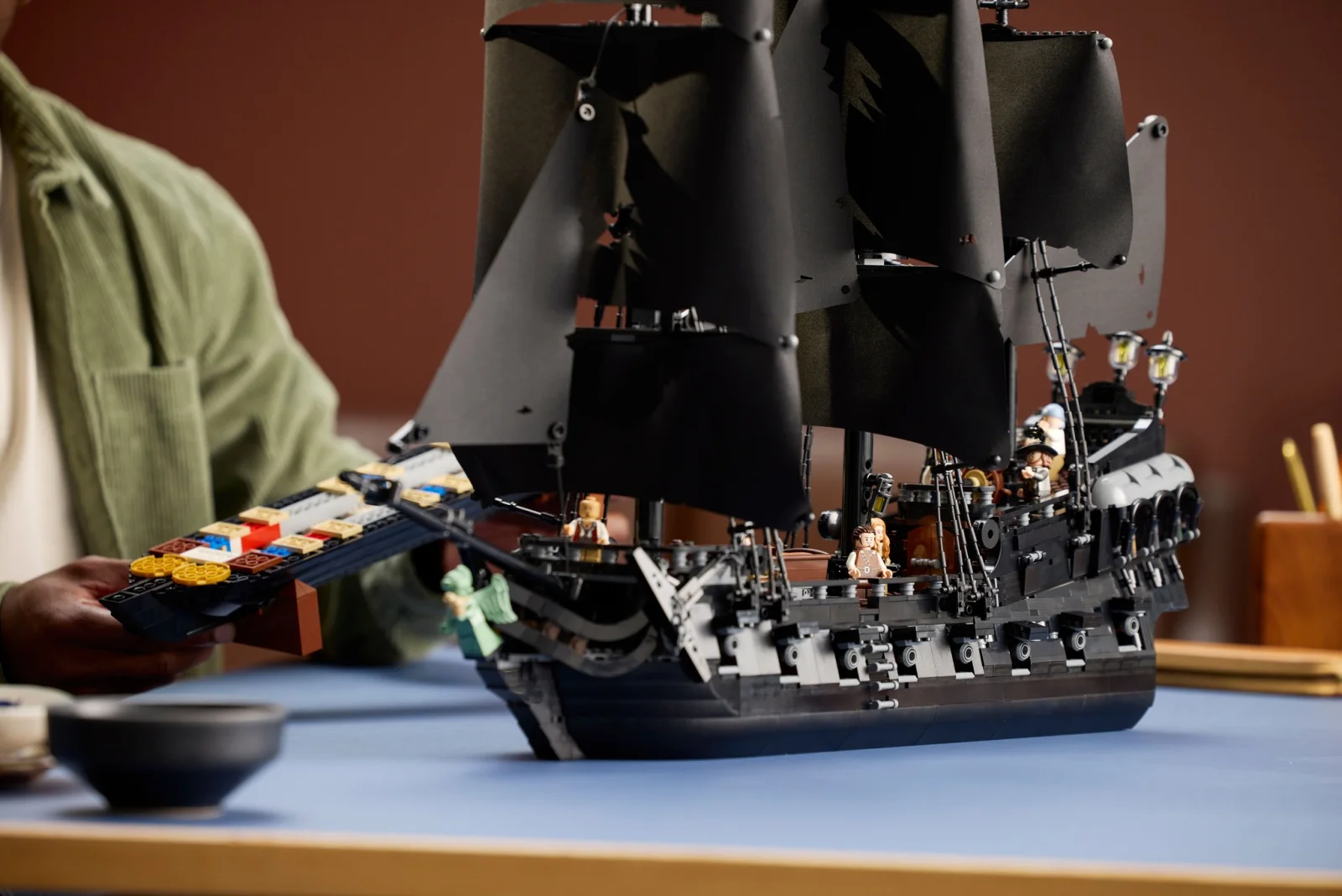 farbseuche black pearl.webp