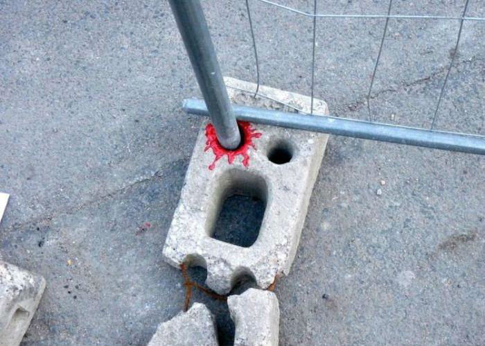 funny-pictures-auto-brick-death-375313.jpeg