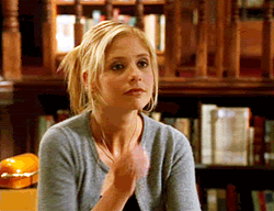 giphy (8).gif