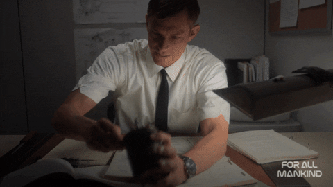 giphy1.gif