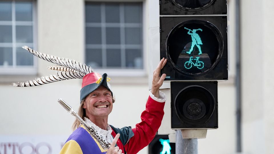 hameln---rattenfaenger-peter-steffendpa.jpg