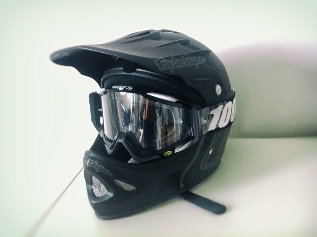 helmet.jpg