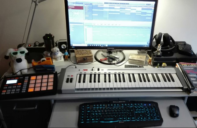 HomeStudio.jpg
