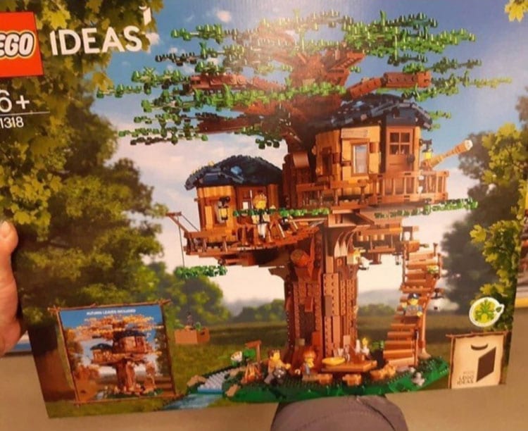 lego-21318-treehouse-box2.jpg
