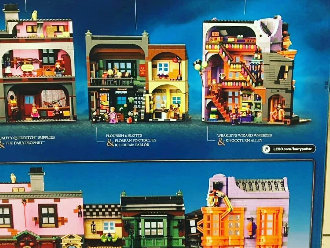 LEGO-Harry-Potter-75978-Diagon-Alley-2.jpg