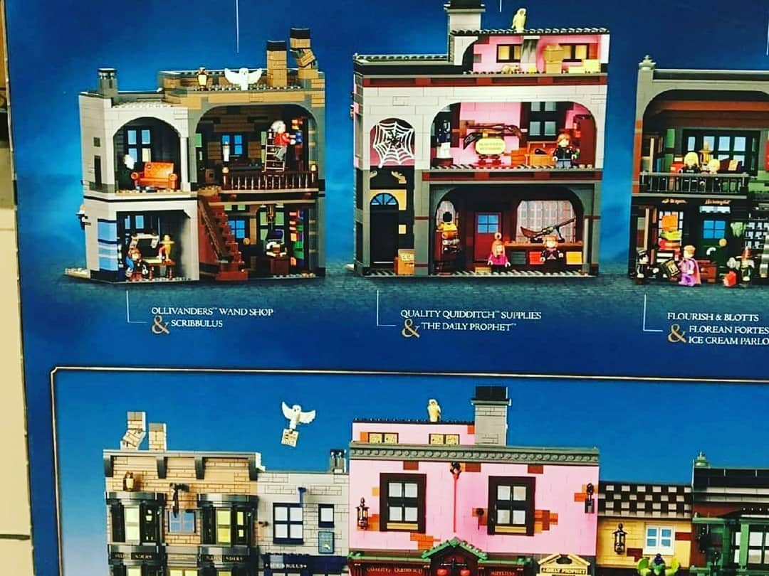 LEGO-Harry-Potter-75978-Diagon-Alley-3.jpg