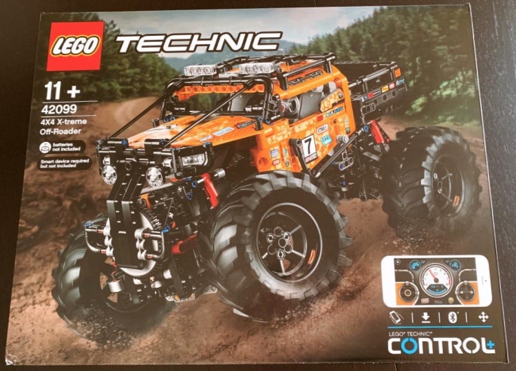 lego-technic-42099-4x4off-roader-box-details-0001.jpg