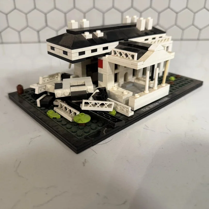 LEGO - WH.webp