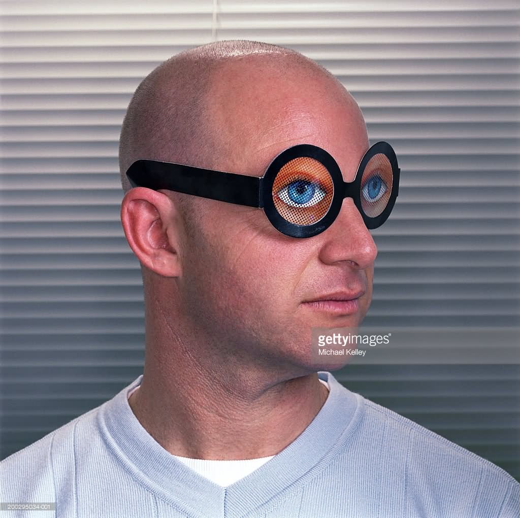 Man-With-Fake-Eyes-Funny-Glasses.jpg