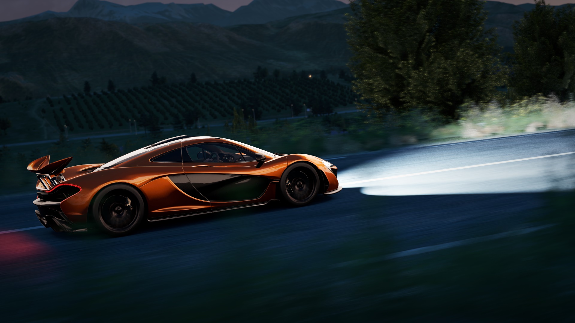 mclaren_1.jpg