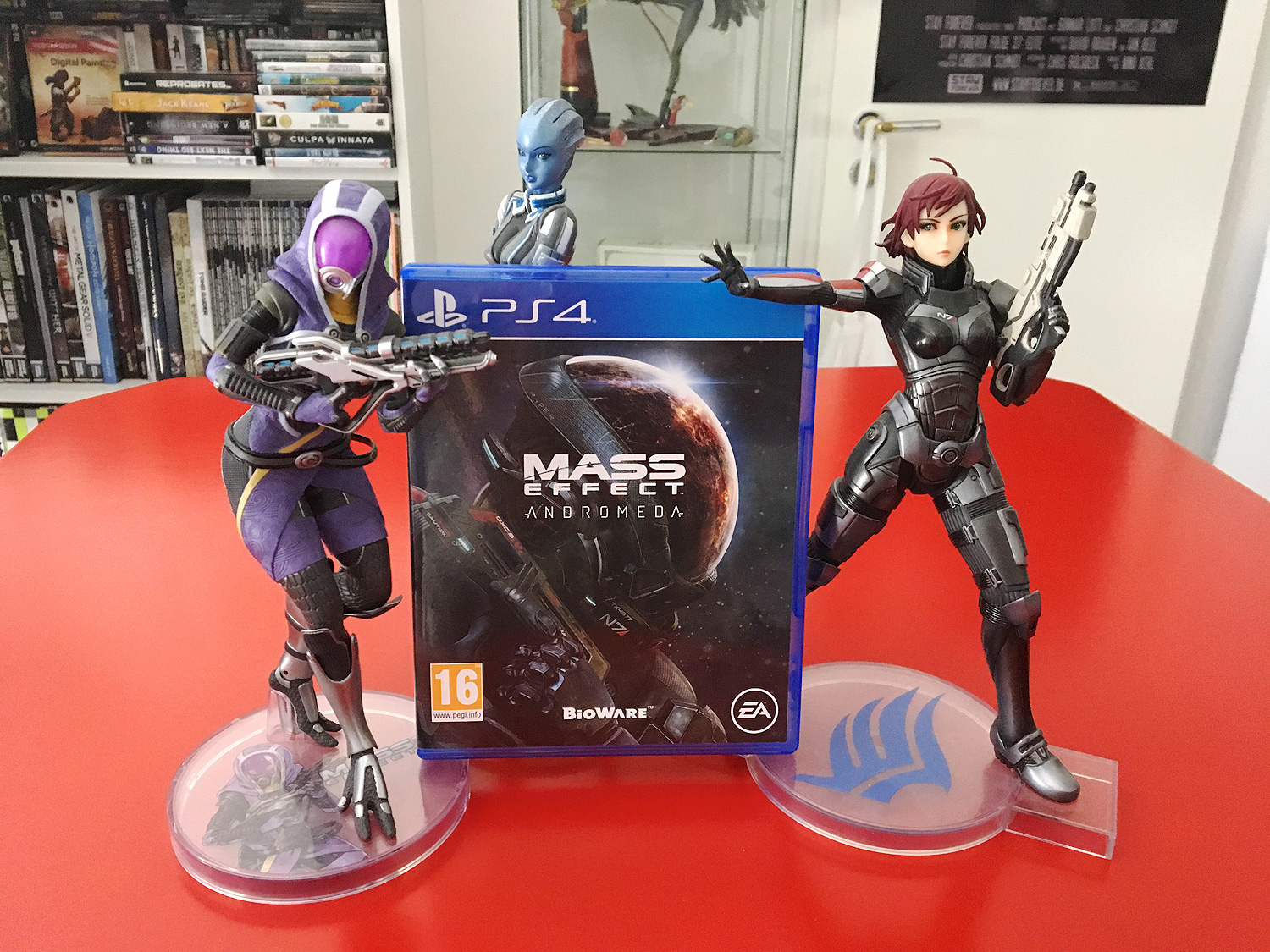 MEA_Packshot.jpg