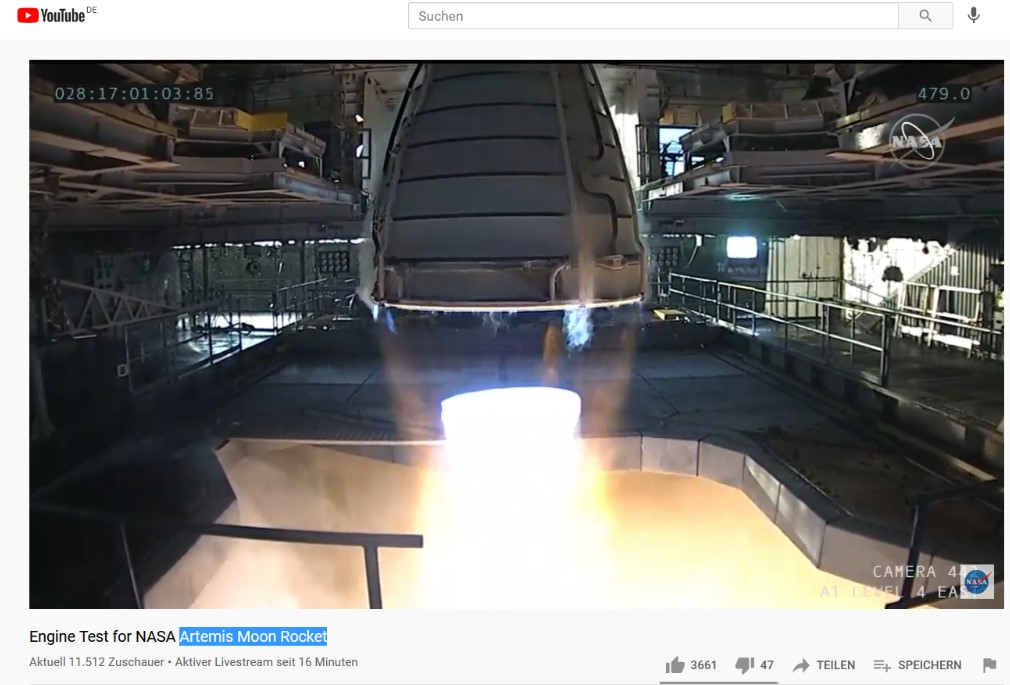 moon rocket.jpg