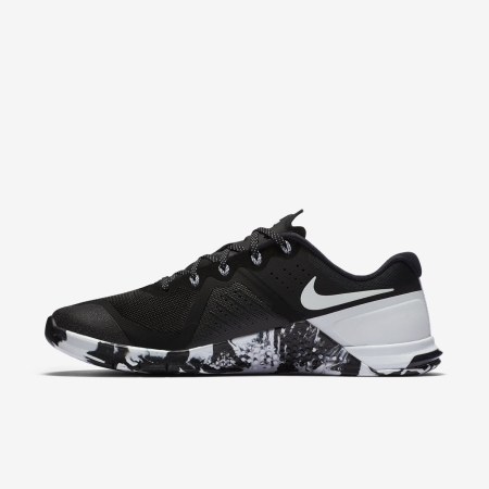 NIKE-METCON-2-819899_010_C_PREM.jpg
