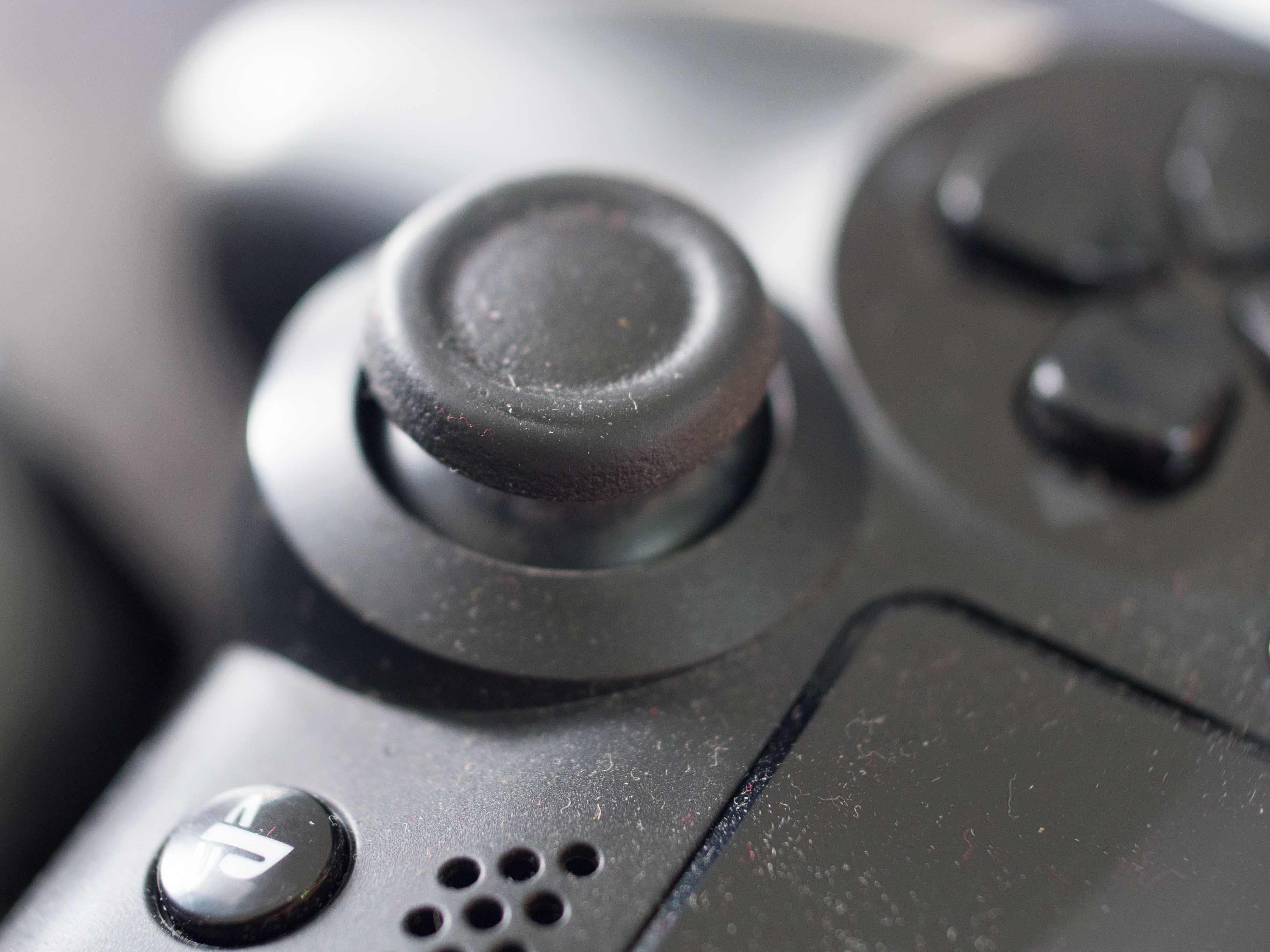 PS4 Pad-3.jpg
