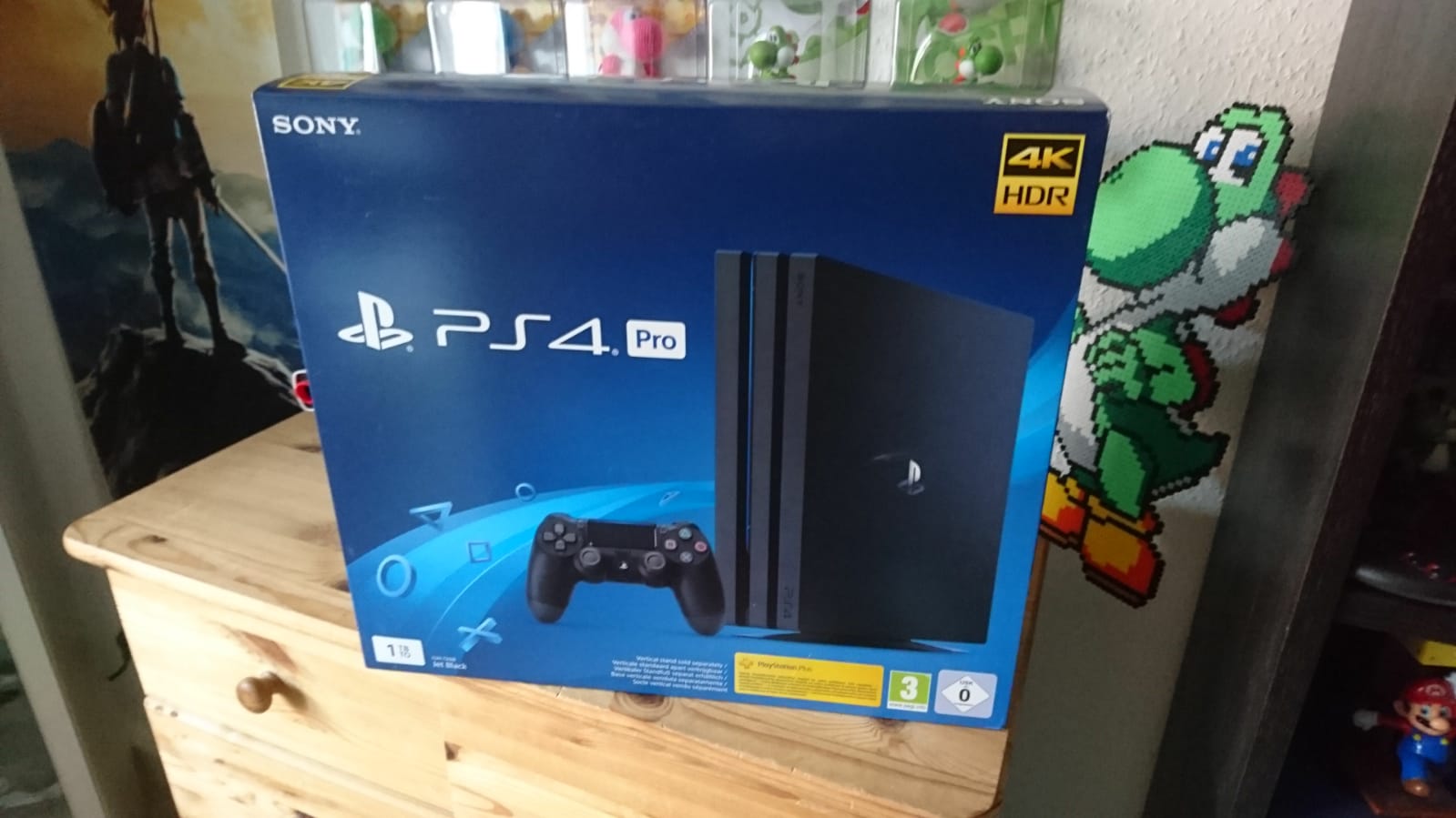 ps4 pro.jpg