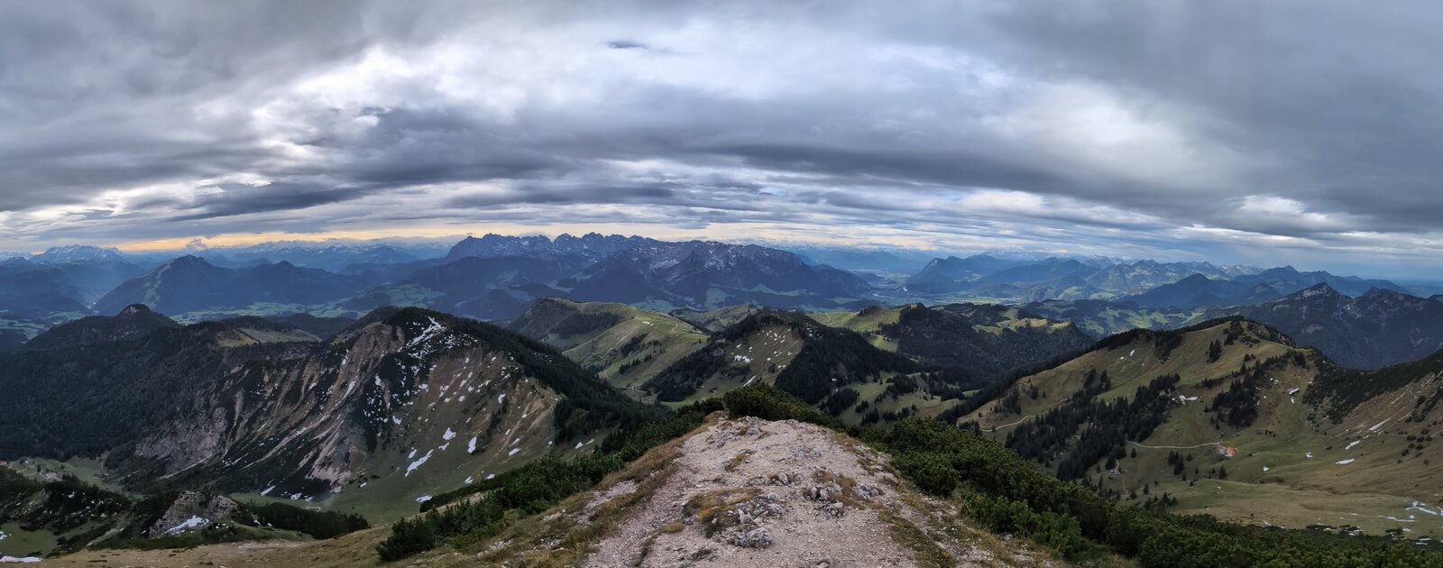PXL_20240926_082227215.PANO.jpg