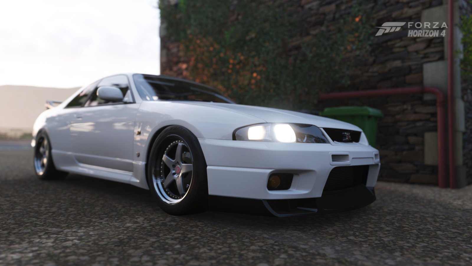 R33.jpg