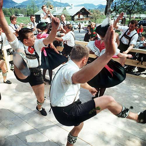 schuhplattler-500.jpg