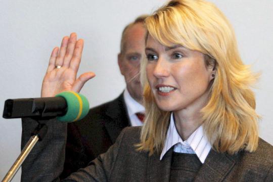schwesig-vereidigung-DW-Politik-Schwerin.jpg