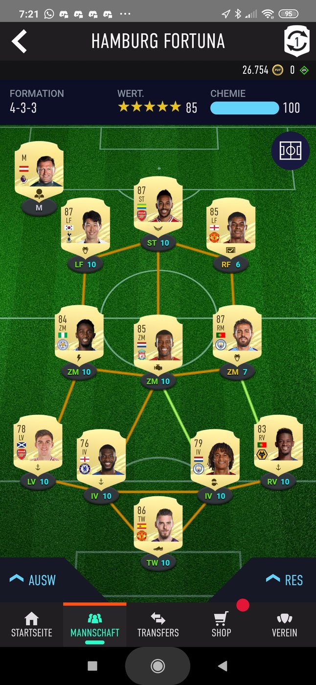 Screenshot_2020-10-12-07-21-46-688_com.ea.gp.fifaultimate.jpg