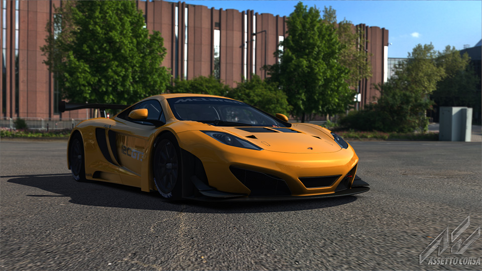 Showroom_mclaren_mp412c_gt3_1.jpg