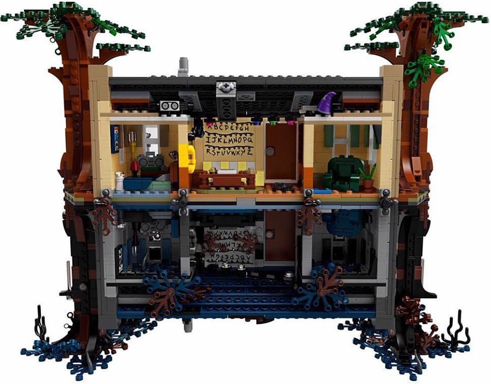 stranger-things-lego-set-back.jpg