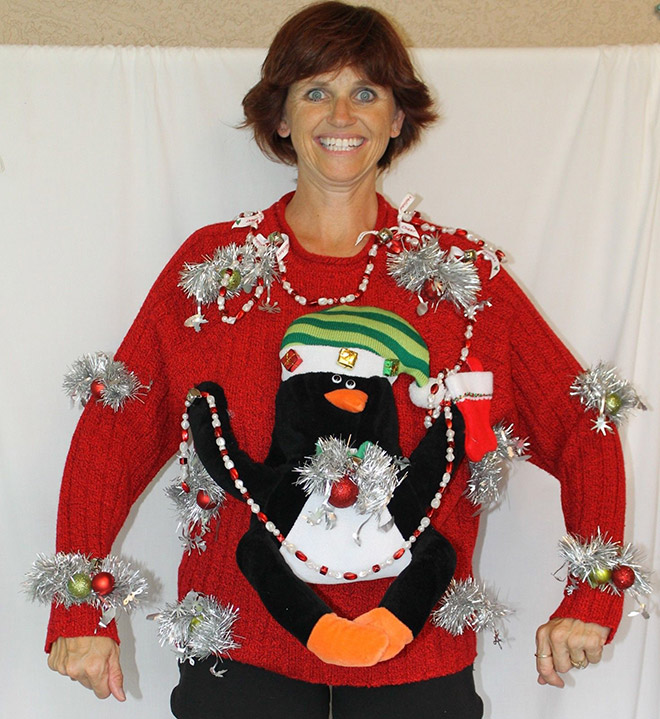 tacky-sweater1.jpg
