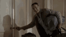 tenor (6).gif
