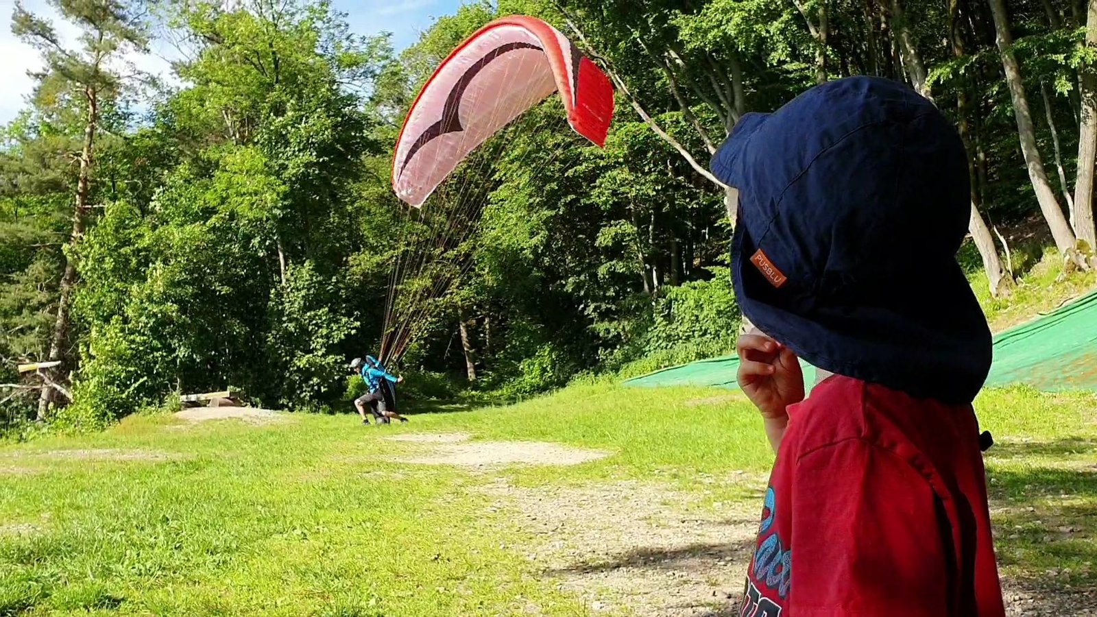 VideoCapture_20190601-195257.jpg